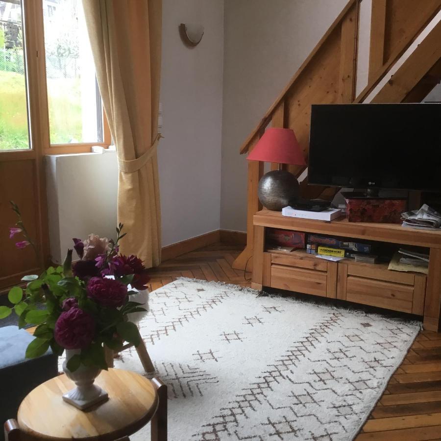 Appartement Typique,Chaleureux Et Pratique شامونكس المظهر الخارجي الصورة